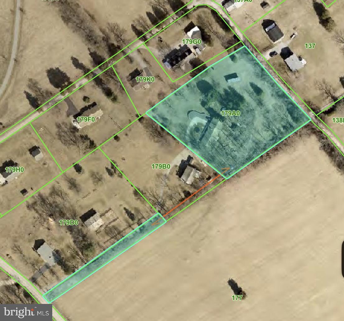 6331 B Old Carlisle Road Dover, PA 17315 - Photo 2 of 40 Shared Driveway. 2.32 Acres.