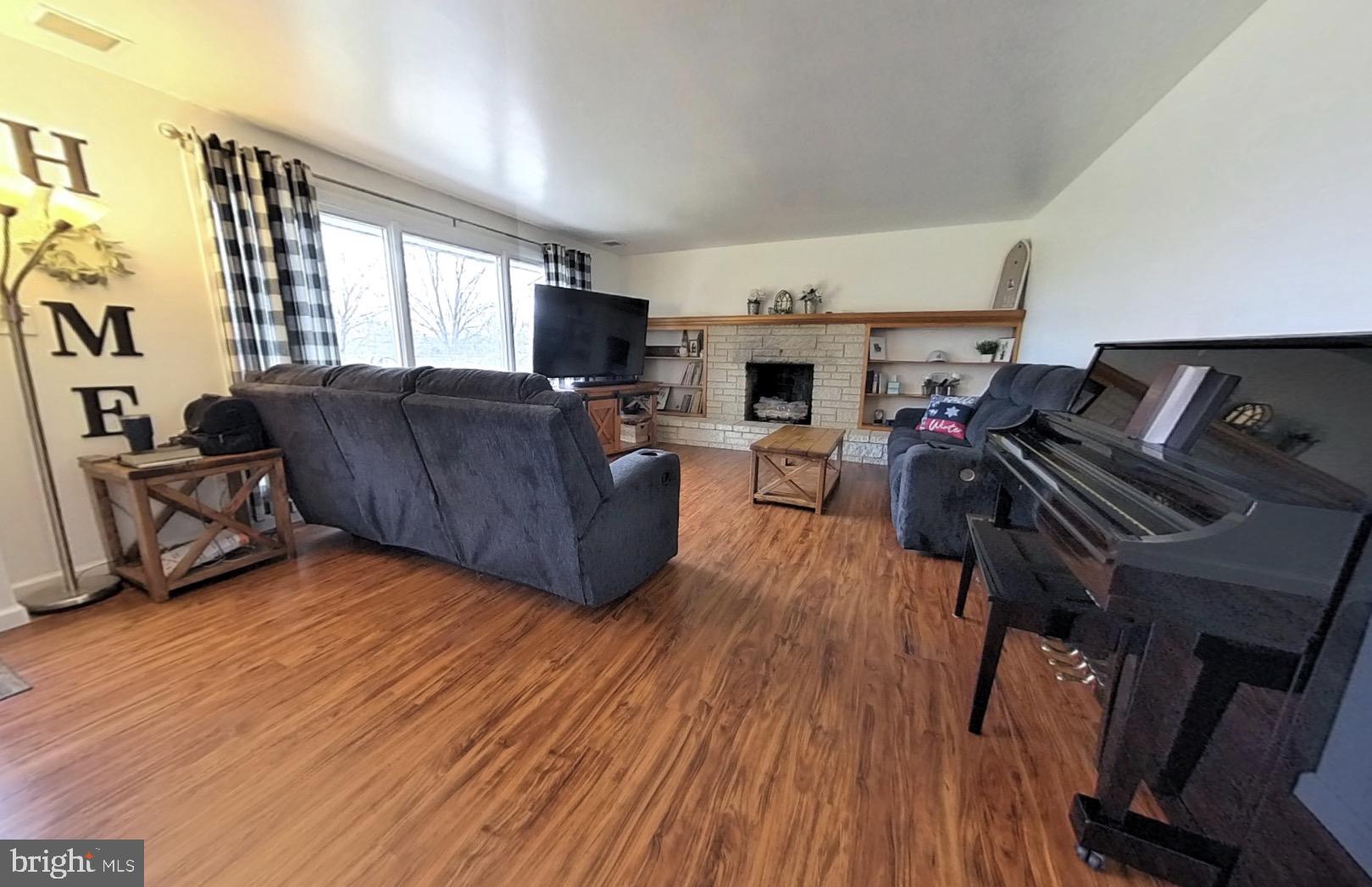 6331 B Old Carlisle Road Dover, PA 17315 - Photo 6 of 40 Large Window.