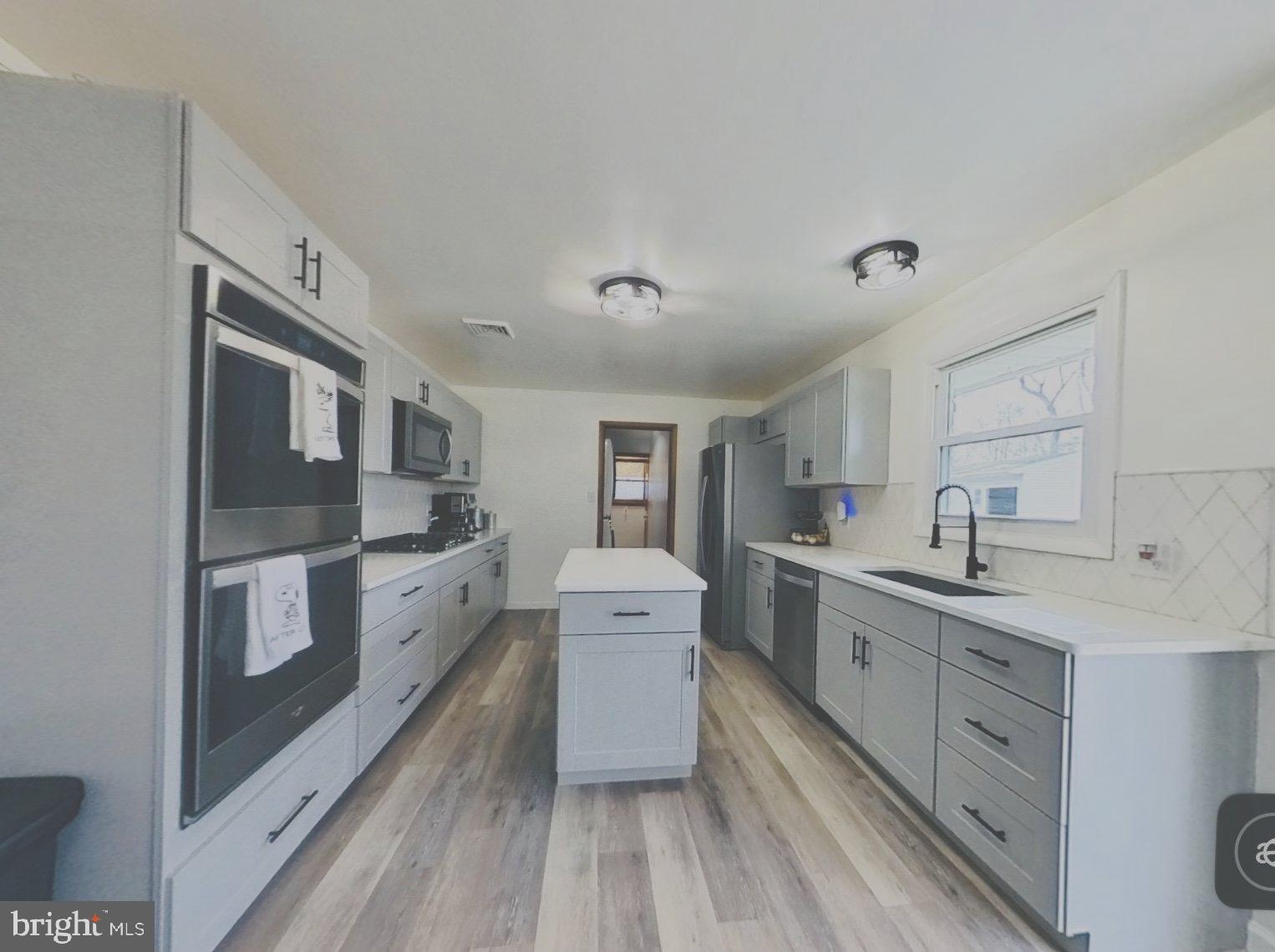 6331 B Old Carlisle Road Dover, PA 17315 - Photo 10 of 40 Island Storage.