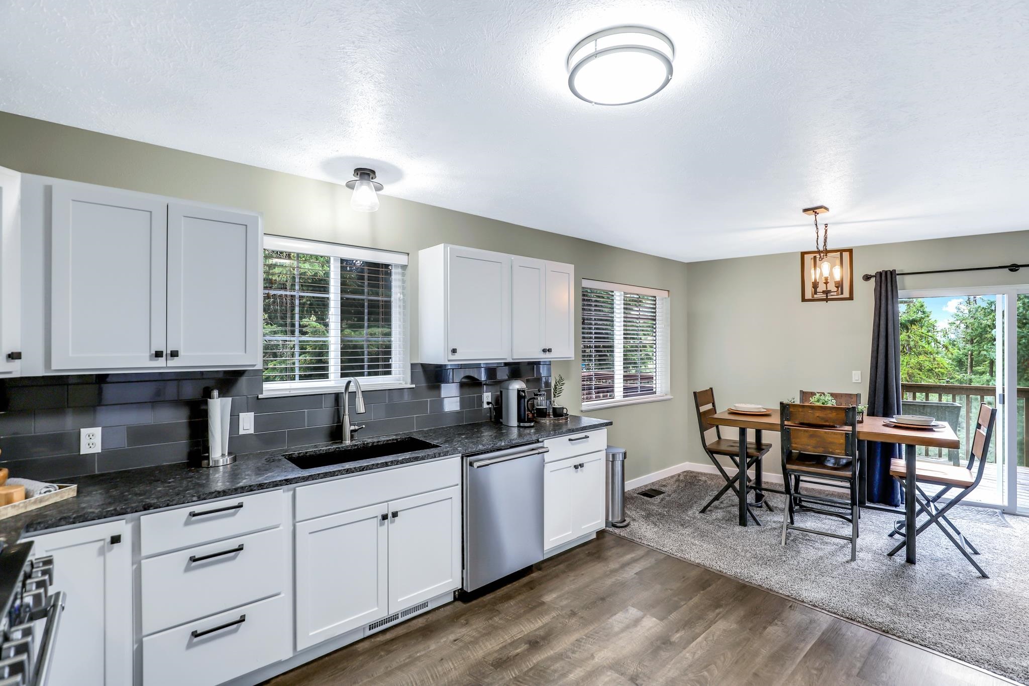 10807 East Hallet Road Spokane, WA 99206 - Photo 13 of 49 Gallery Image 13