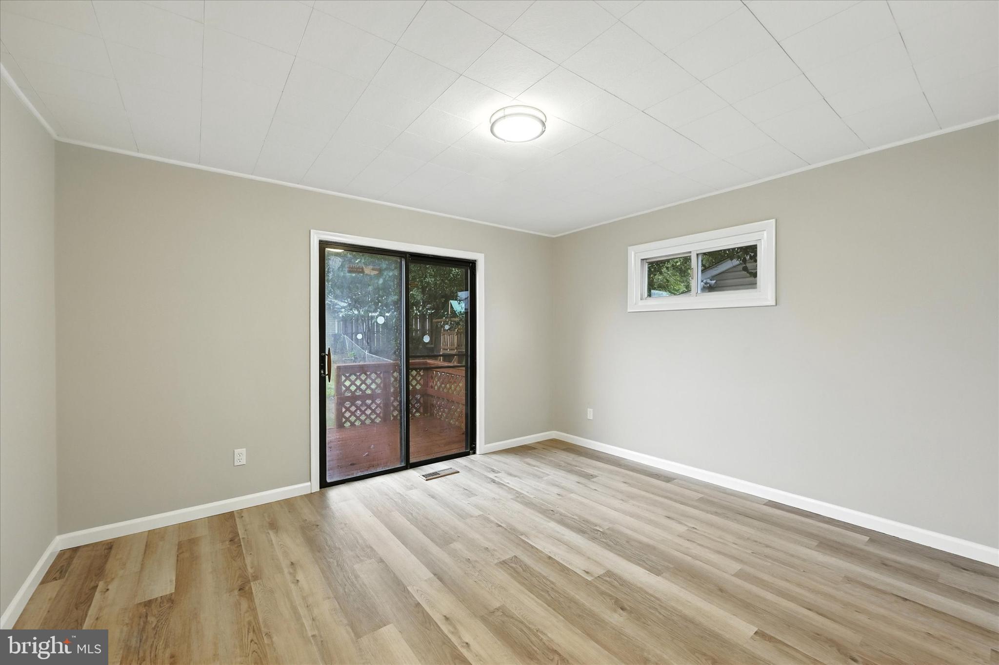 120 Cedar Hill Road Baltimore, MD 21225 - Photo 10 of 28 Dining Room