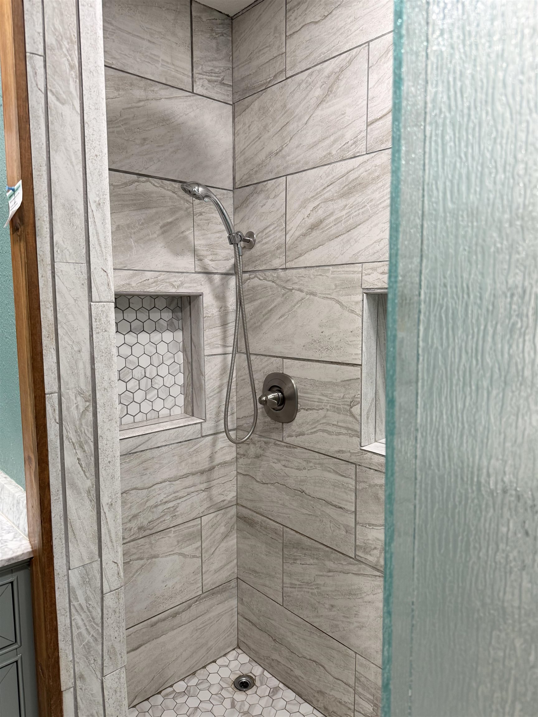 167 Stover Road Chester, CA 96020 - Photo 17 of 33 a bathroom with a shower