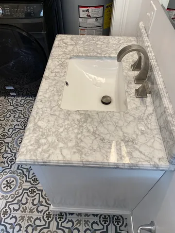 $1,650 | 190 Pleasant Street, Unit 2, Marblehead, MA 01945