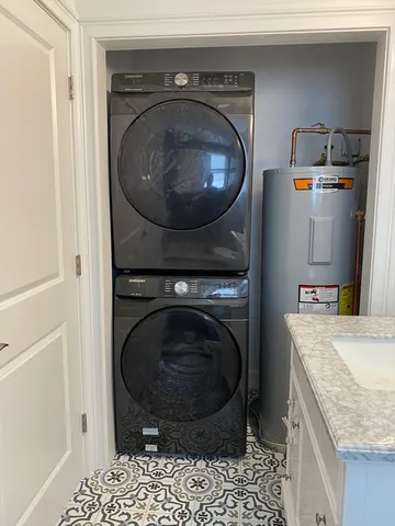 $1,650 | 190 Pleasant Street, Unit 2, Marblehead, MA 01945