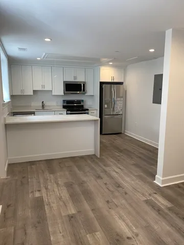 $1,650 | 190 Pleasant Street, Unit 2, Marblehead, MA 01945