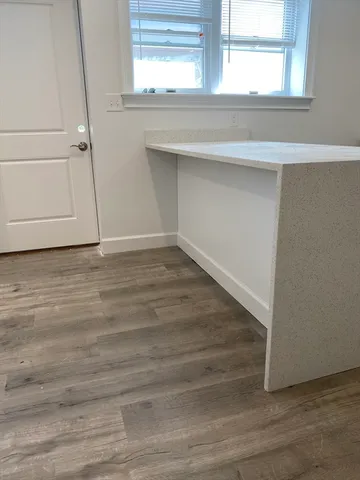 $1,650 | 190 Pleasant Street, Unit 2, Marblehead, MA 01945