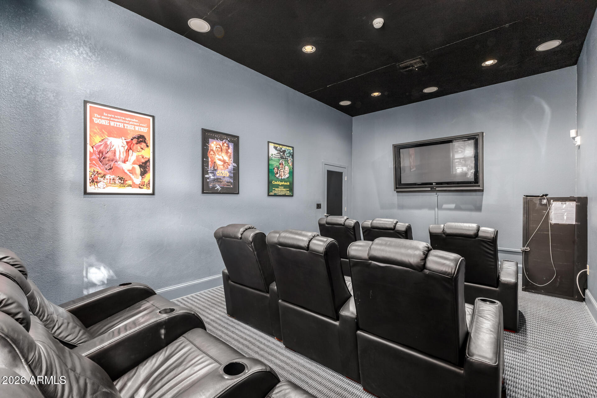 3302 North 7th Street, Unit 232 Phoenix, AZ 85014 - Photo 26 of 47 a living room with furniture