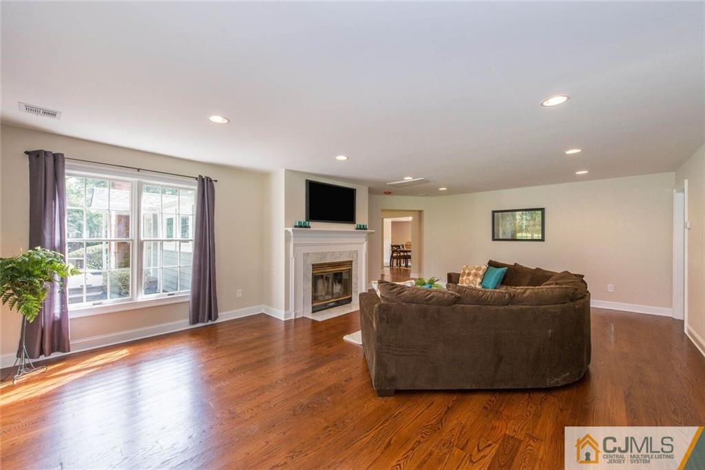 6 Southfield Road Edison, NJ 08820 - Photo 14 of 25 Gallery Image 14