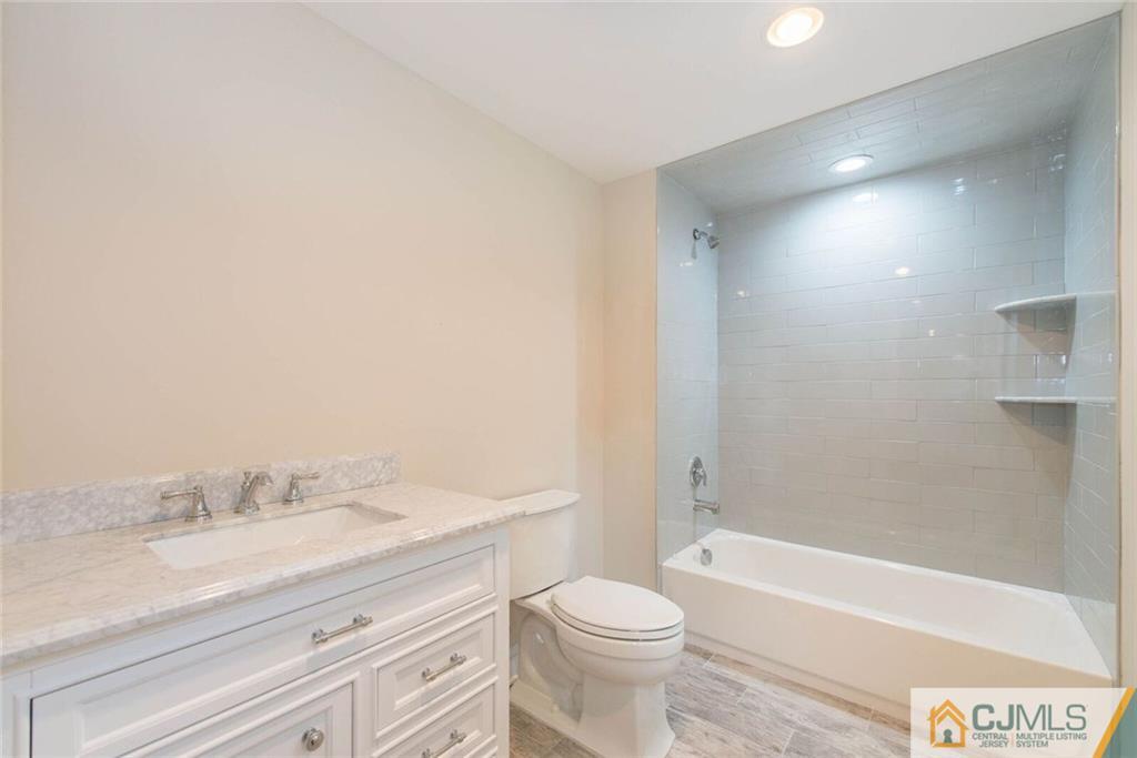 6 Southfield Road Edison, NJ 08820 - Photo 16 of 25 Gallery Image 16