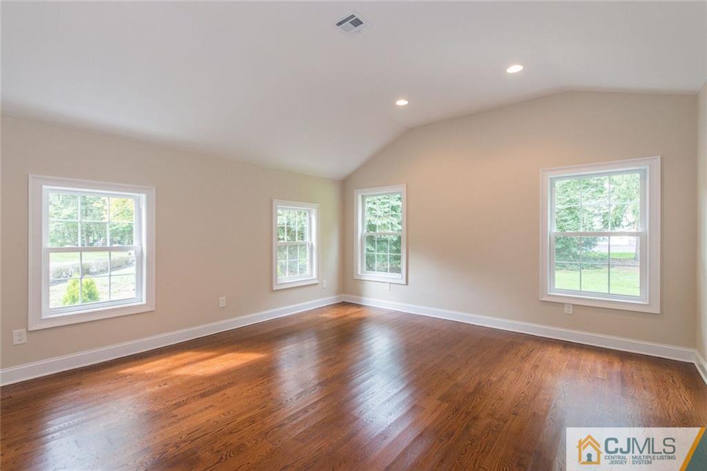 6 Southfield Road Edison, NJ 08820 - Photo 17 of 25 Gallery Image 17