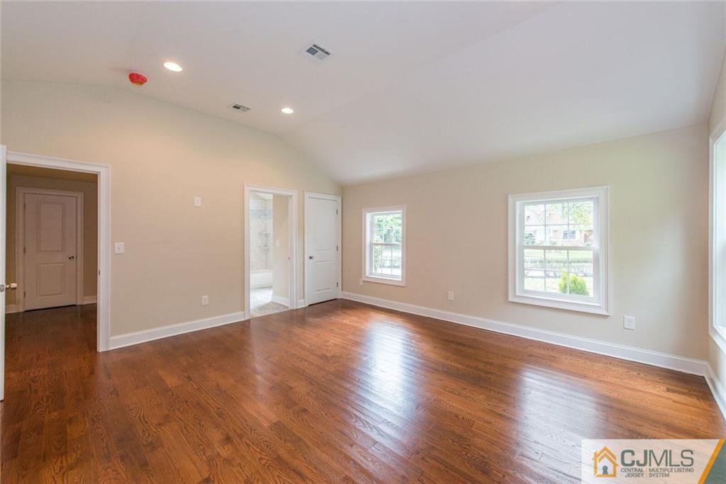 6 Southfield Road Edison, NJ 08820 - Photo 18 of 25 Gallery Image 18