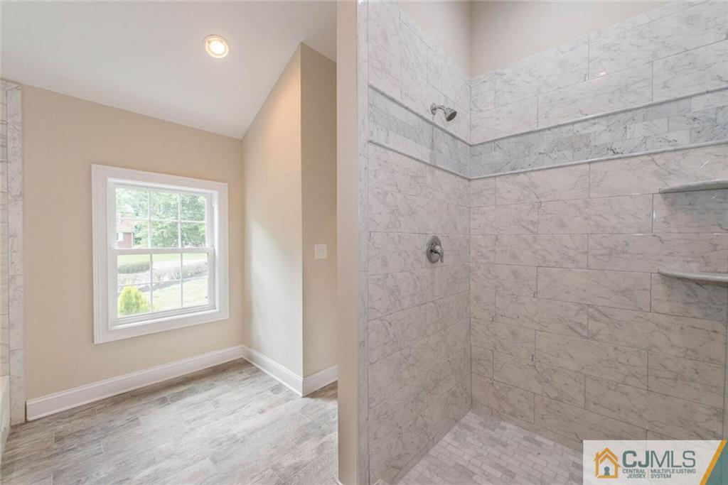 6 Southfield Road Edison, NJ 08820 - Photo 19 of 25 Gallery Image 19