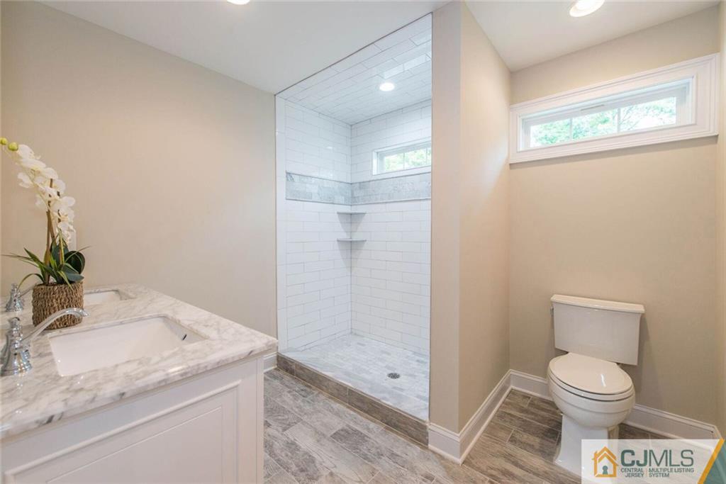 6 Southfield Road Edison, NJ 08820 - Photo 22 of 25 Gallery Image 22