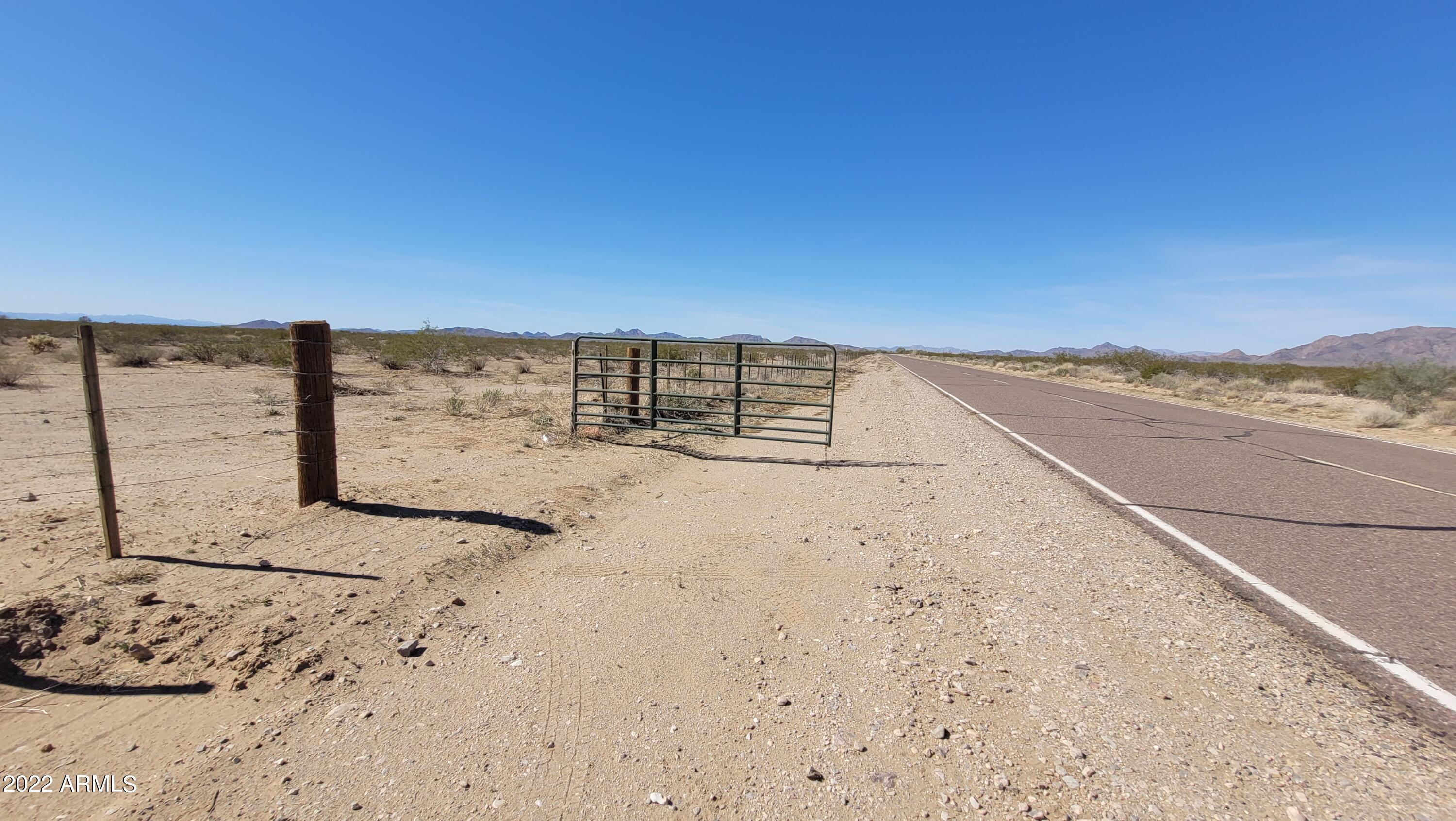 777-xx West Salome Road Salome, AZ 85348 - Photo 9 of 17 a view of ocean view with beach and ocean view