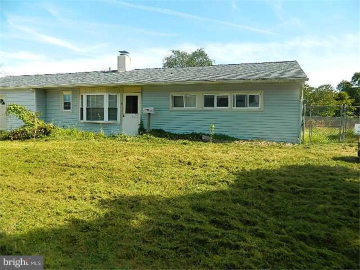 59 Beechtree Road Levittown, PA 19057 - Photo 1 of 3 Gallery Image 1