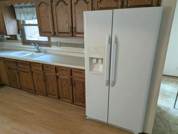 $1 | 1205 Sand Street, Watertown, WI 53098