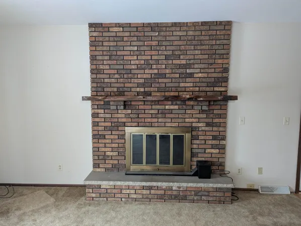 $1 | 1205 Sand Street, Watertown, WI 53098