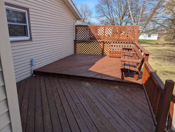 $1 | 1205 Sand Street, Watertown, WI 53098