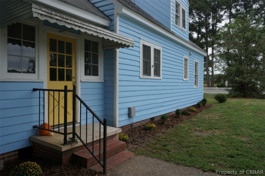 8116 Glass Road Hayes, VA 23072 - Photo 21 of 26 Gallery Image 21