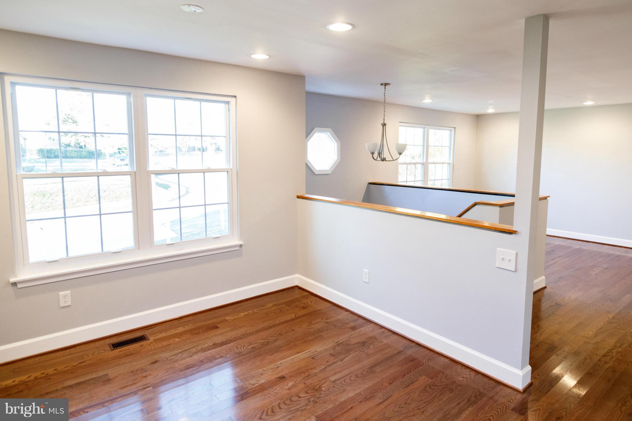 2805 Rona Road Baltimore, MD 21207 - Photo 8 of 27 Dining Room