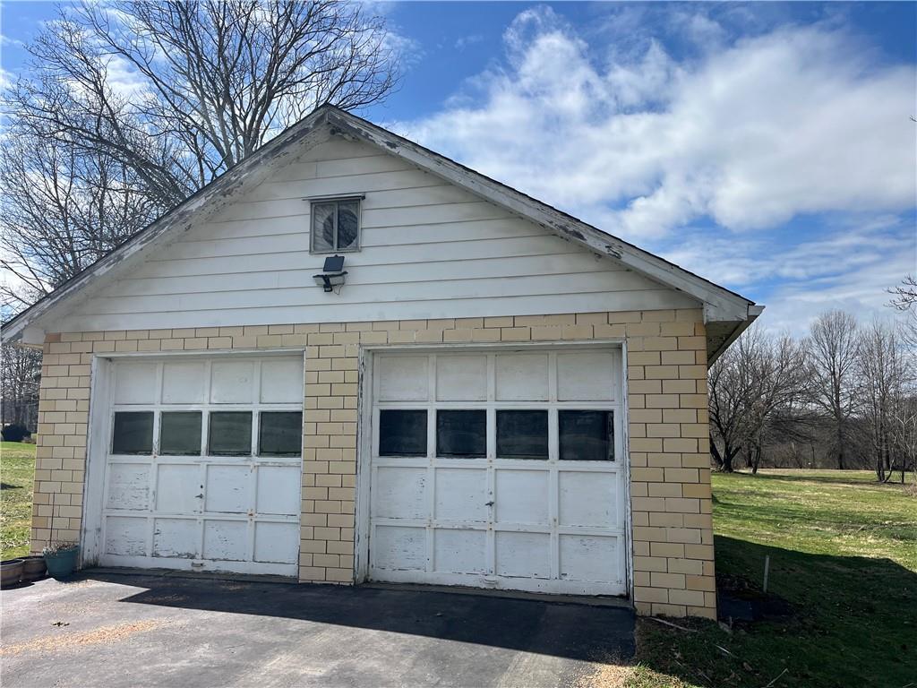 2411 Mill Bridge Road New Castle, PA 16101 - Photo 17 of 19 2 car oversized detached garage