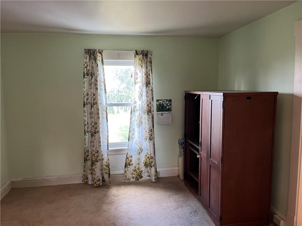 2411 Mill Bridge Road New Castle, PA 16101 - Photo 10 of 19 Dining Room