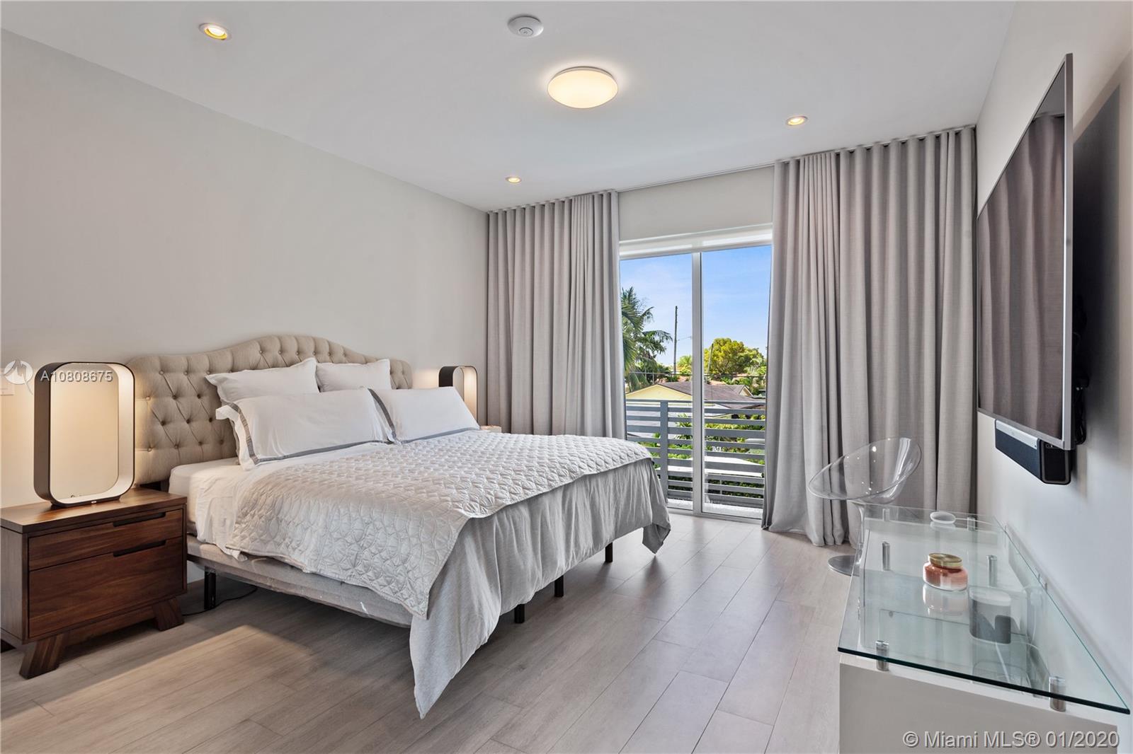 3446 Southwest 23rd Street, Unit 3446 Miami, FL 33145 - Photo 7 of 15