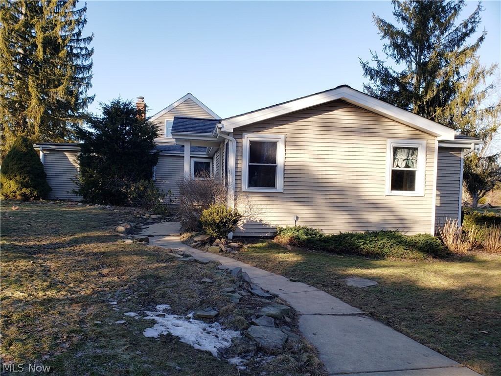 13881 Chardon-Windsor Road Chardon, OH 44024 - Photo 25 of 34 Gallery Image 25