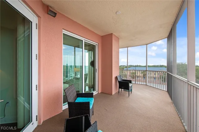 $425,000 | 2743 First Street, Unit 505, Fort Myers, FL 33916