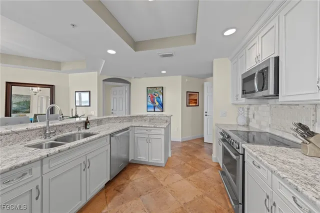 $425,000 | 2743 First Street, Unit 505, Fort Myers, FL 33916