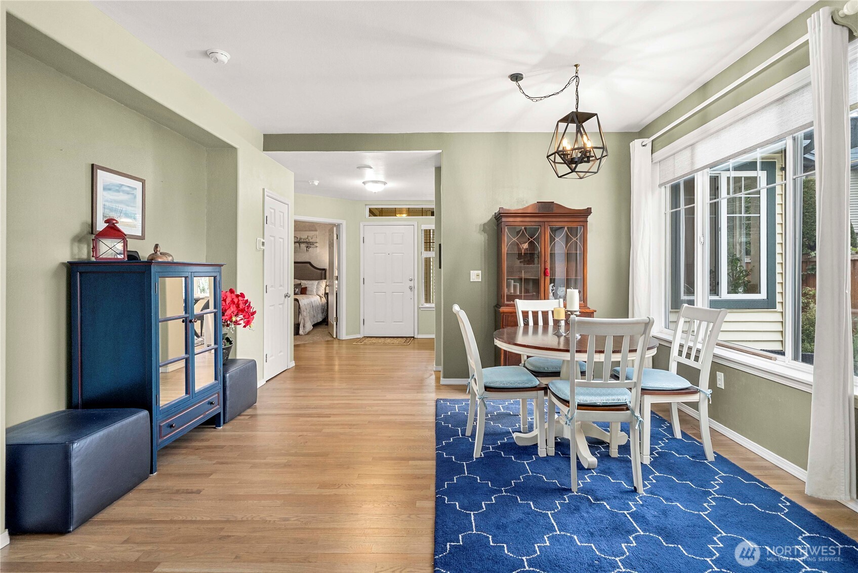 672 Chelan Place Northeast, Unit 672 Renton, WA 98059 - Photo 14 of 37