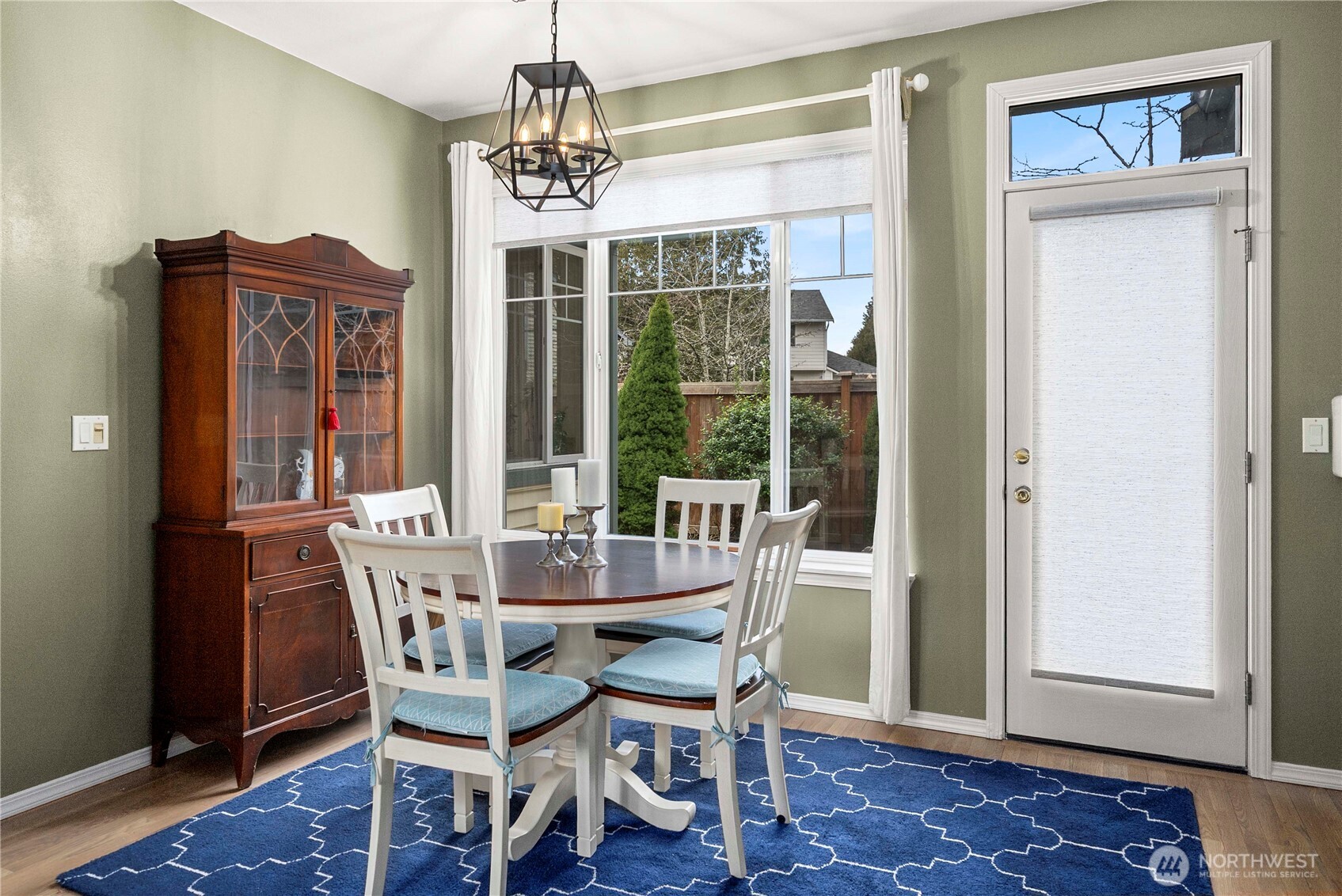 672 Chelan Place Northeast, Unit 672 Renton, WA 98059 - Photo 24 of 37