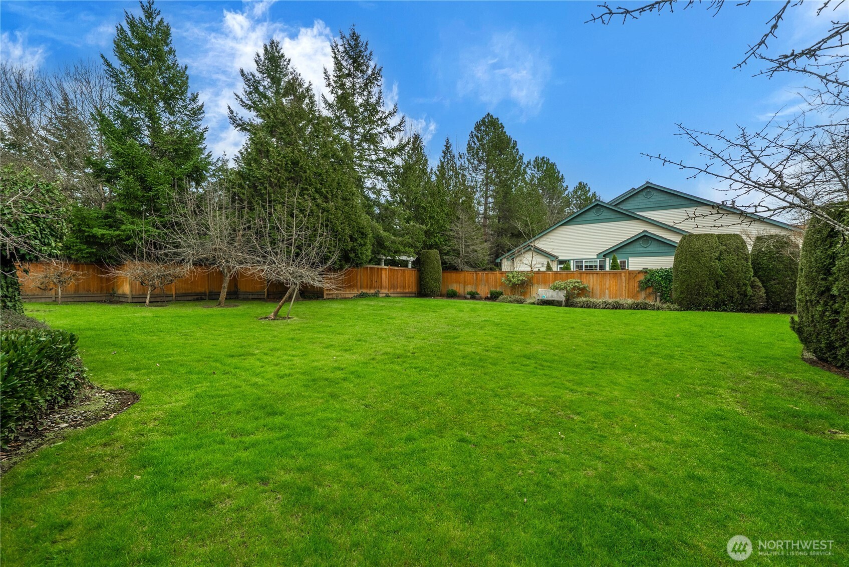 672 Chelan Place Northeast, Unit 672 Renton, WA 98059 - Photo 30 of 37