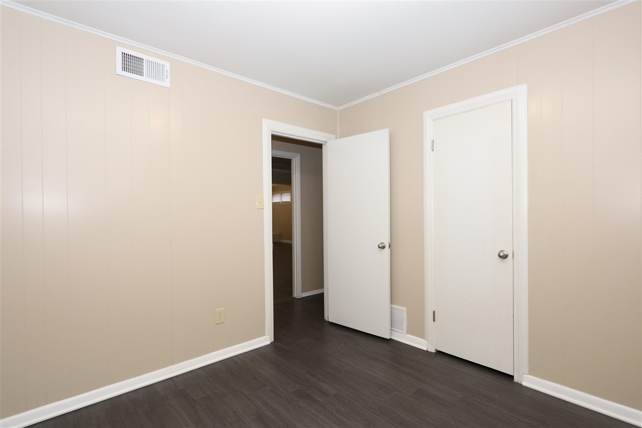 840 Berclair Road Memphis, TN 38122 - Photo 11 of 14