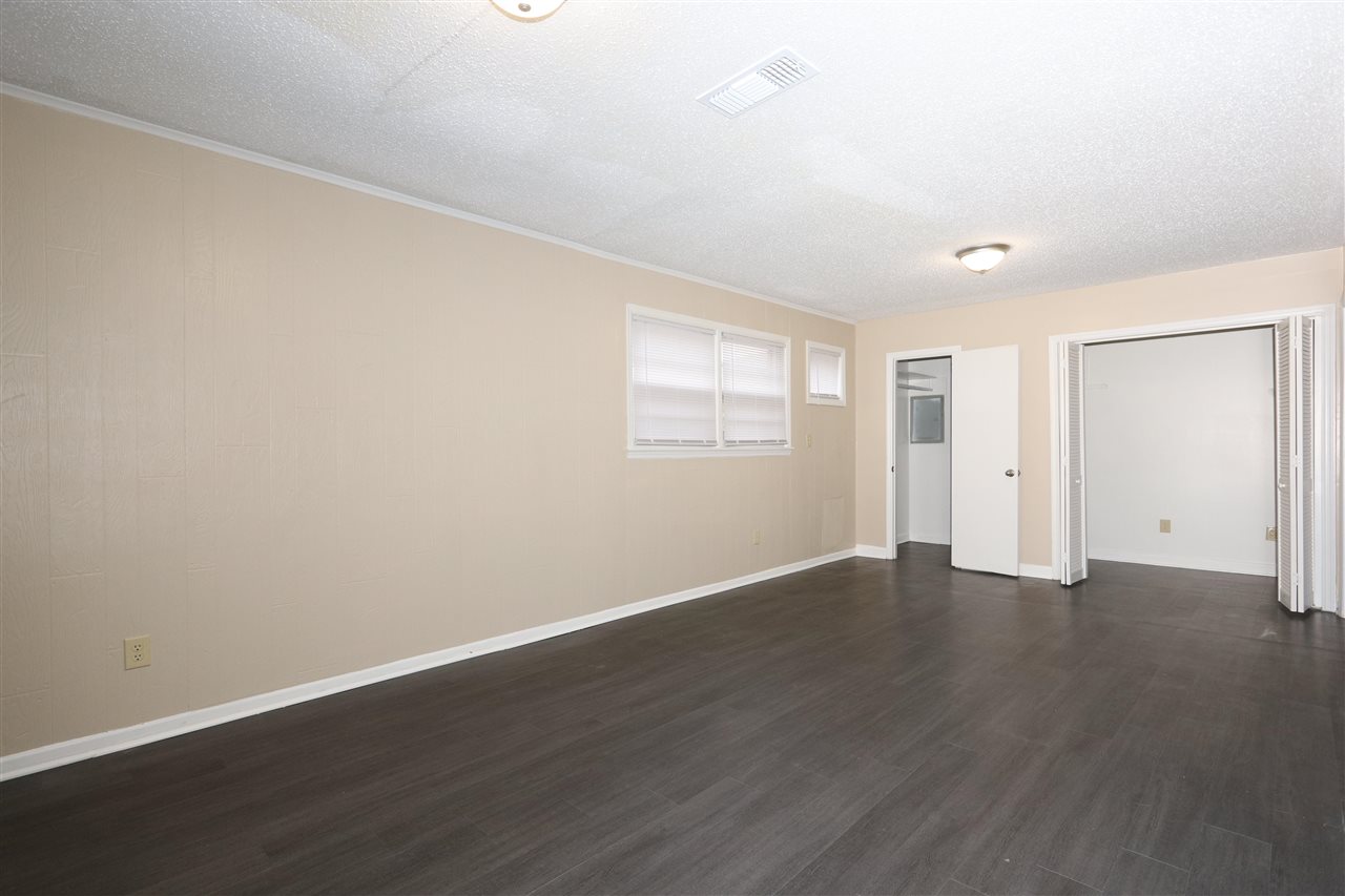 840 Berclair Road Memphis, TN 38122 - Photo 10 of 14