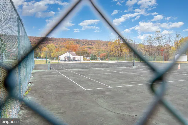 $225,000 | 816 Charlotte Way, Enola, PA 17025