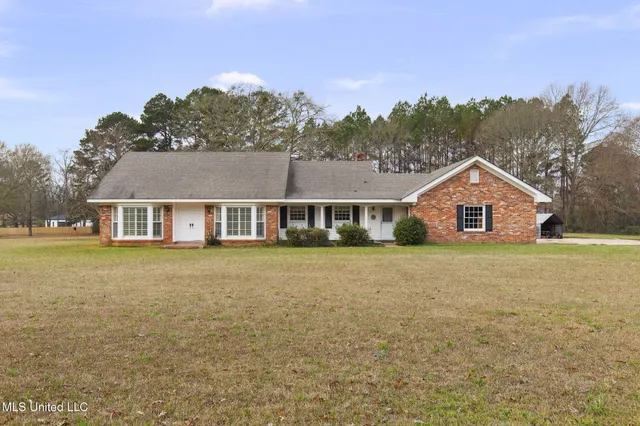 $329,000 | 324 Bob White Drive, Canton, MS 39046