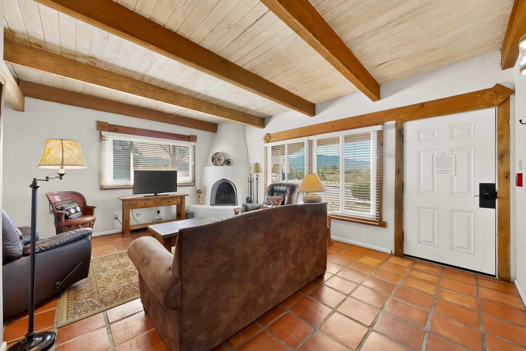 320 Artist Road, Unit 51 Santa Fe, NM 87501 - Photo 2 of 20 Classic Santa Fe Saltillo Tile Flooring