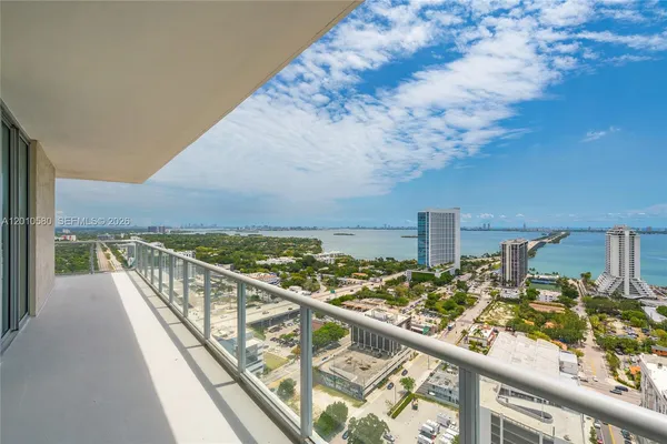 $8,500 | 3470 East Coast Avenue, Unit H2701, Miami, FL 33137