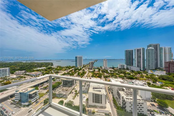 $8,500 | 3470 East Coast Avenue, Unit H2701, Miami, FL 33137