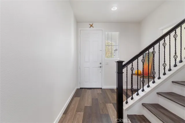 $1,100,000 | 29046 Sterling Lane, Valencia, CA 91354