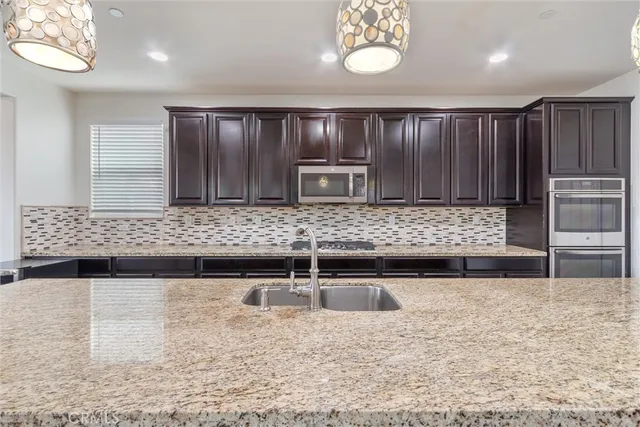 $1,100,000 | 29046 Sterling Lane, Valencia, CA 91354