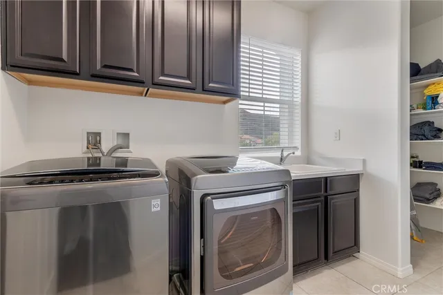 $1,100,000 | 29046 Sterling Lane, Valencia, CA 91354