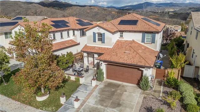 $1,100,000 | 29046 Sterling Lane, Valencia, CA 91354