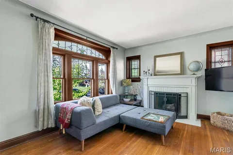 $340,000 | 6416 Pernod Avenue, St. Louis, MO 63139