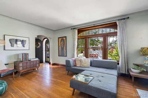 $340,000 | 6416 Pernod Avenue, St. Louis, MO 63139