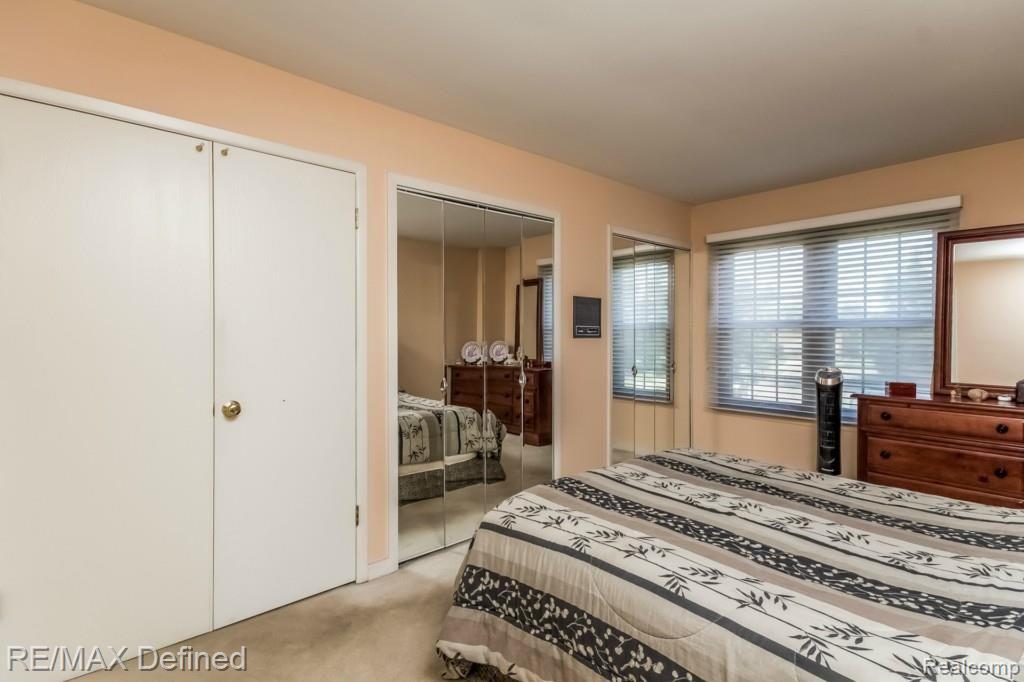 849 Dumont Place Rochester, MI 48307 - Photo 23 of 50 023-Master_Bedroom-1953329-medium.jpg