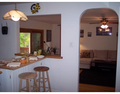 33 Lakeshore Road Natick, MA 01760 - Photo 8 of 15