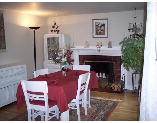 33 Lakeshore Road Natick, MA 01760 - Photo 9 of 15
