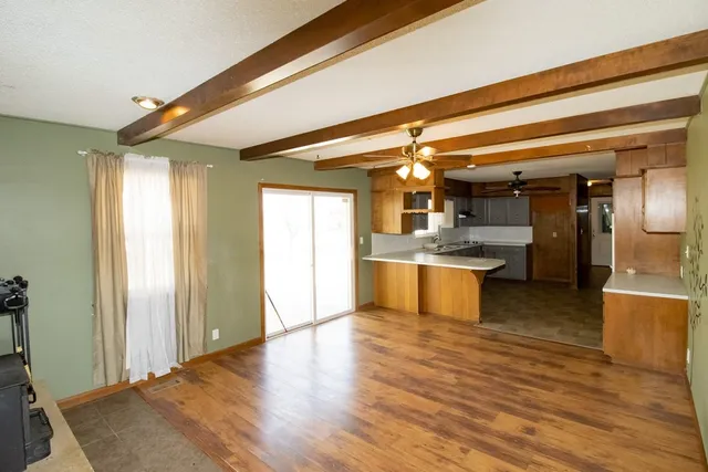 $260,000 | 4004 Highway 50, Newton, KS 67114